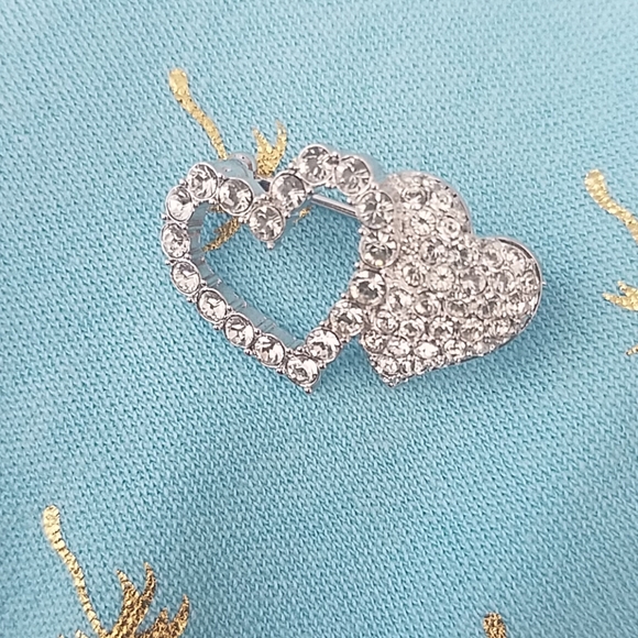 Swarovski Jewelry - SWAROVSKI DOUBLE PAVE HEART PIN